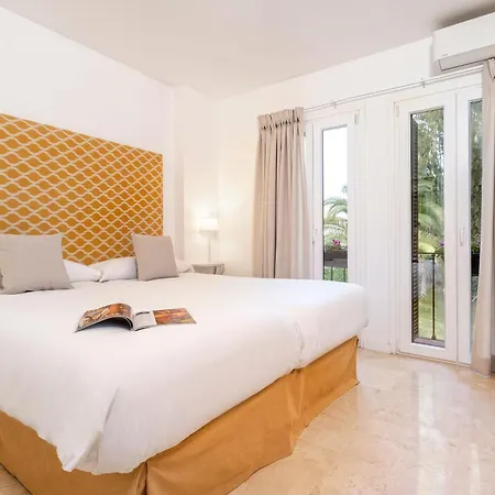 Genteel Laguna Beach * Estepona