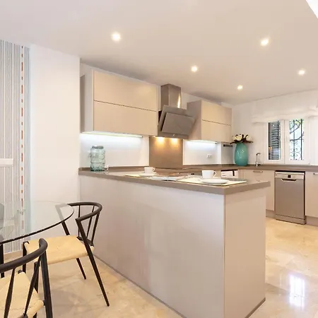 Genteel Laguna Beach Estepona