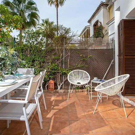 Genteel Laguna Beach * Estepona