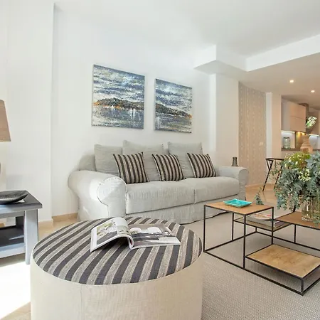 Genteel Laguna Beach Estepona