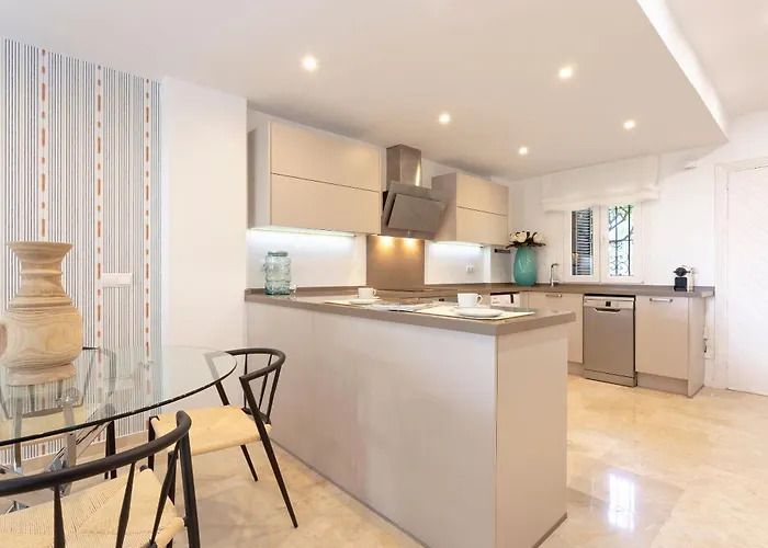 Genteel Laguna Beach Estepona