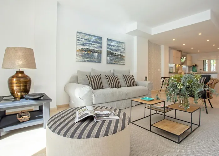 Genteel Laguna Beach Estepona